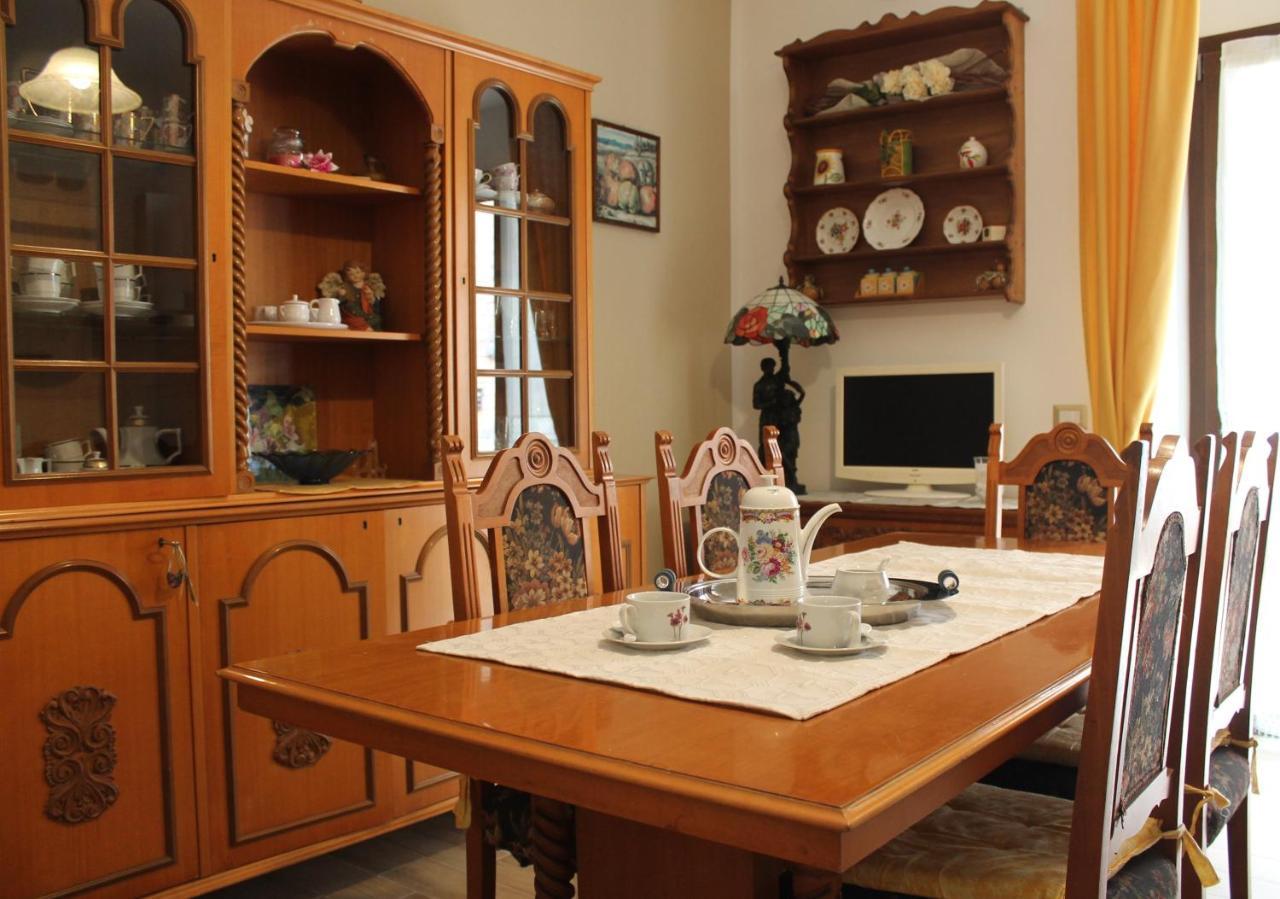 Casa Vacanze Nonna Nunzia Villa Bosa Eksteriør bilde